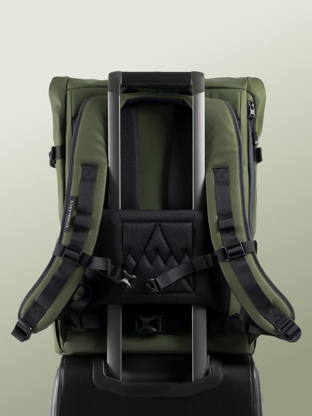 Mochila de Viaje y Ciclismo Urbano con Tapa Enrollable Expansible, Antirrobo y Antigolpes, Tela Ultra Robusta y Ecológica, Impermeable, Antidesgarro y Antiabrasión, Organizador Tecnológico y Bolsillo Lateral Oculto para MacBook Pro 16 M4 Max, Sistema MOLLE, Correa Pectoral Ajustable y Correa de Cintura Desmontable, Bolsillos para Termo de Hasta 770 ml, Creado para Viajar en Avión y Exploración Urbana - 30 Litros - Image 5